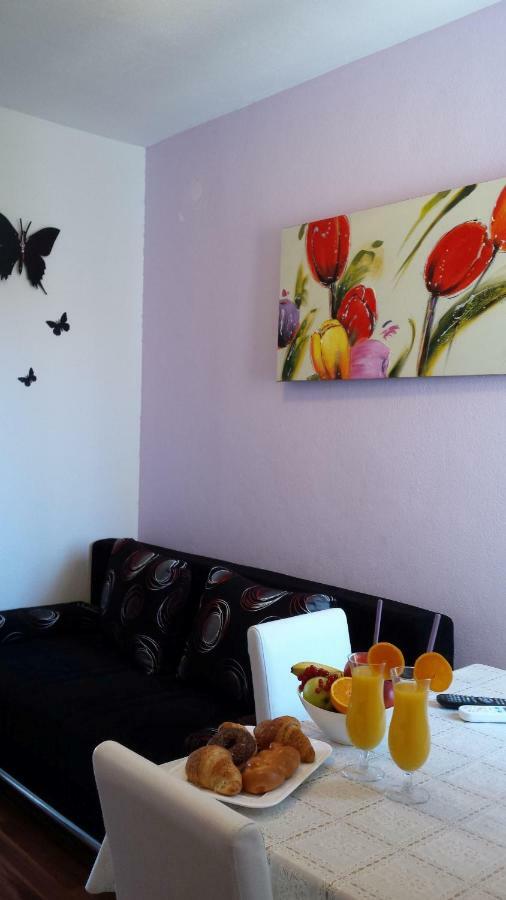 Apartments Lavanda Biograd Na Moru Exterior foto