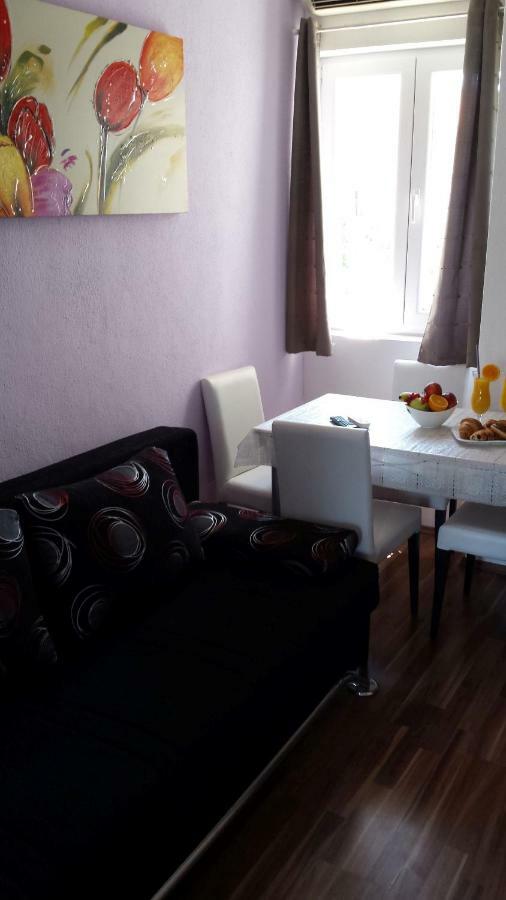 Apartments Lavanda Biograd Na Moru Exterior foto