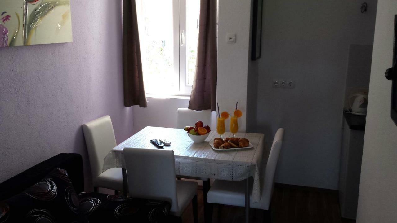 Apartments Lavanda Biograd Na Moru Exterior foto