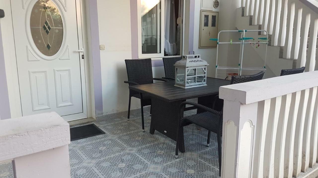 Apartments Lavanda Biograd Na Moru Exterior foto